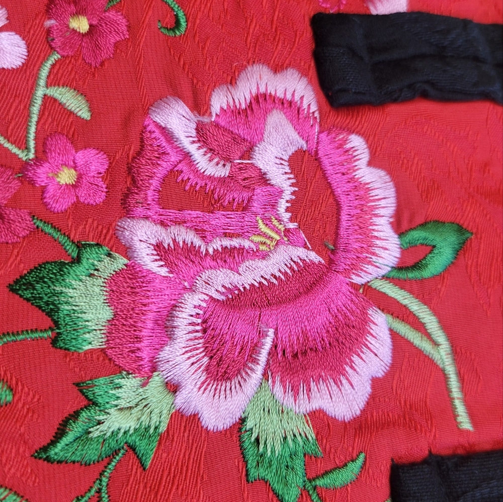 Chinese Embroidered Cropped Jacket - Picture 13 of 15
